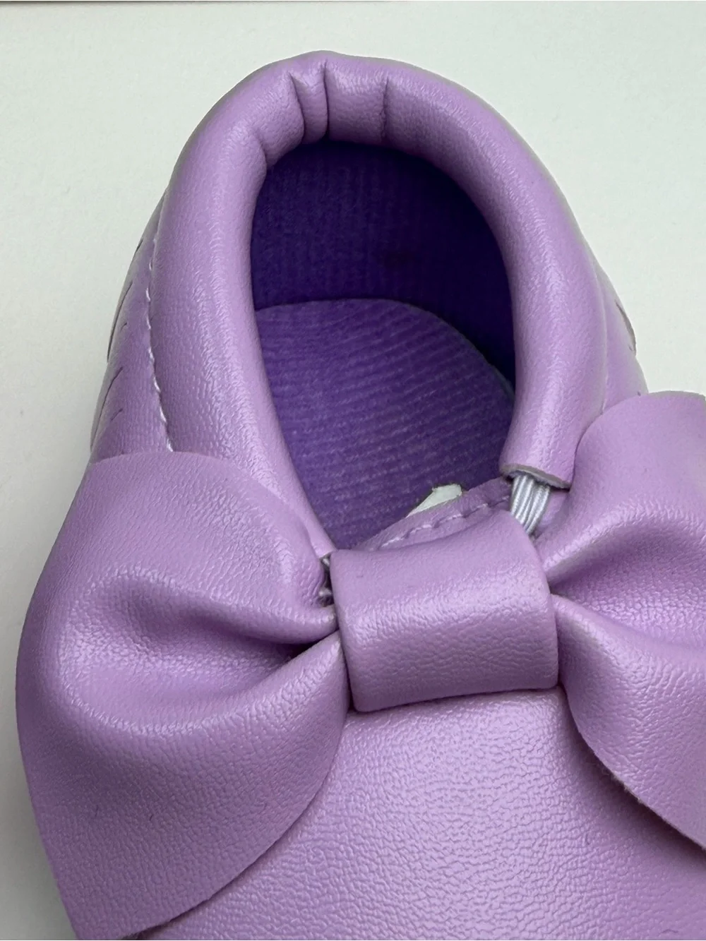 BNIB Emerson & Friends Baby  Moccasins lavender 3-6 Months
